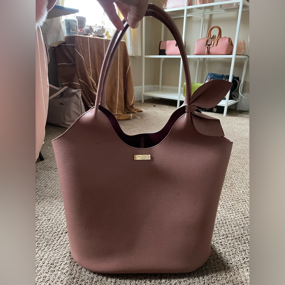 Kate Spade Shopper On Purpose Tote in Mauve